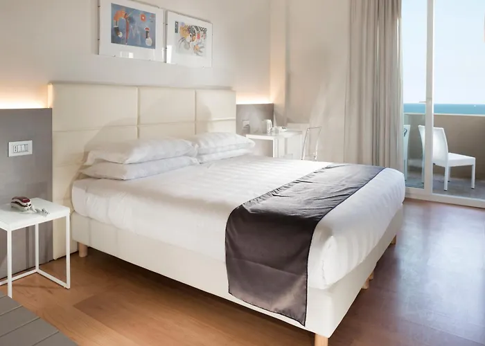 Ascot & SpaSpa Hotel